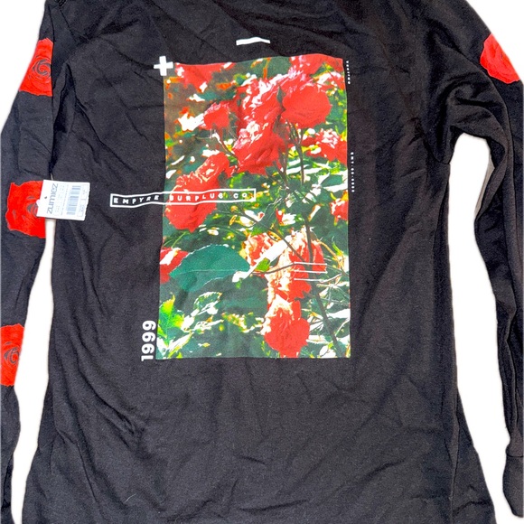 EMPYRE VERTIGO ROSE BLK LONG SLEEVE SHIRT!!! SIZE SMALL!!! NEVER WORN, WITH TAG! - Picture 3 of 4